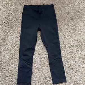 Cropped black lulu leggings